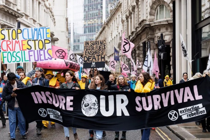 InsureOurSurvival_March-CityOfLondon_AC_28-10-24-1083.jpg